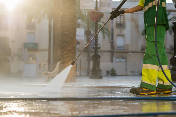 Best Deck Cleaning Services  in Montgomery, OH